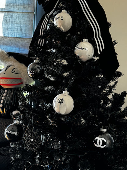 No.5 Ornament Set